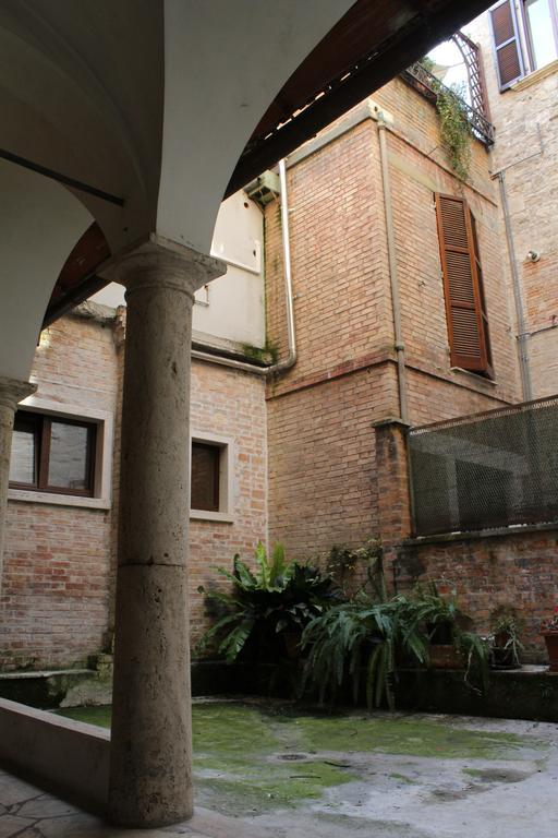 B&B Palazzo Migliani Ασκόλι Πιτσένο Εξωτερικό φωτογραφία